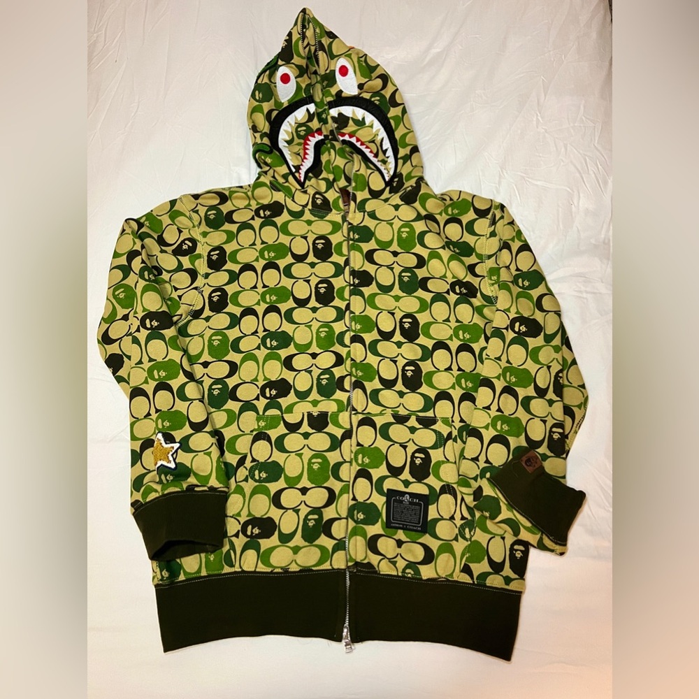 bape x coach camo shark hoodie (green)